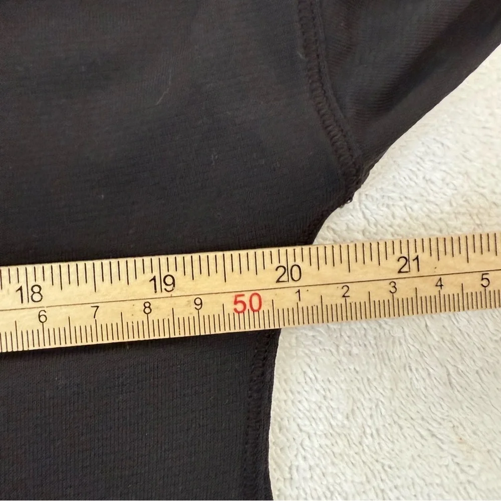 Lululemon To The‎ Point Long Sleeve Black Size 4